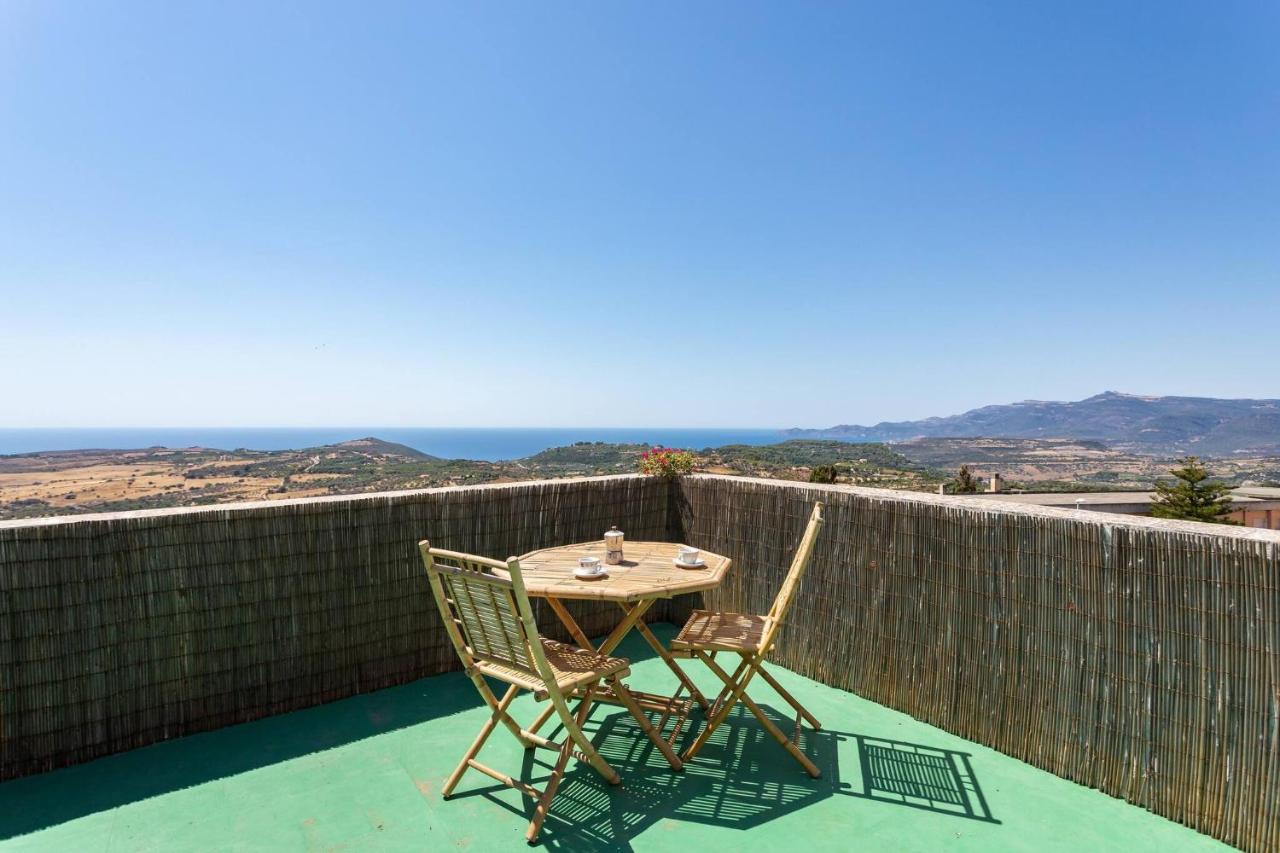 The Wonderful Terrace With A View Villa Tresnuraghes Dış mekan fotoğraf